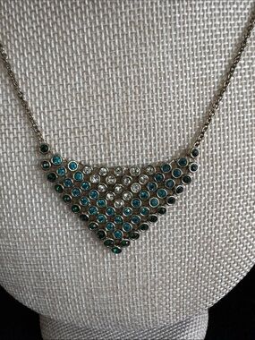 VTG Avon SAQ Rhinestone Ombre Mesh Bib Necklace Blue Aqua Teal Silver Tone